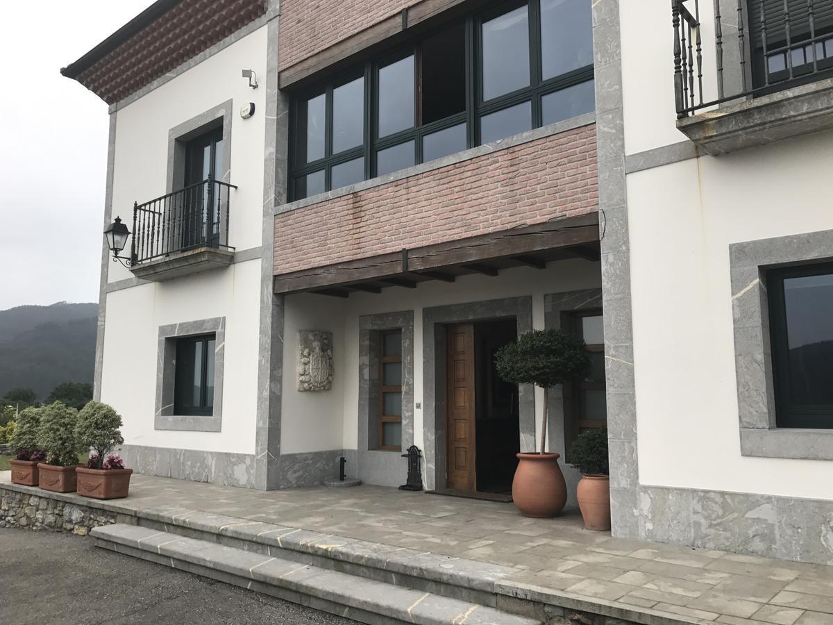 Hotel Reina Adosinda Pravia Exterior foto