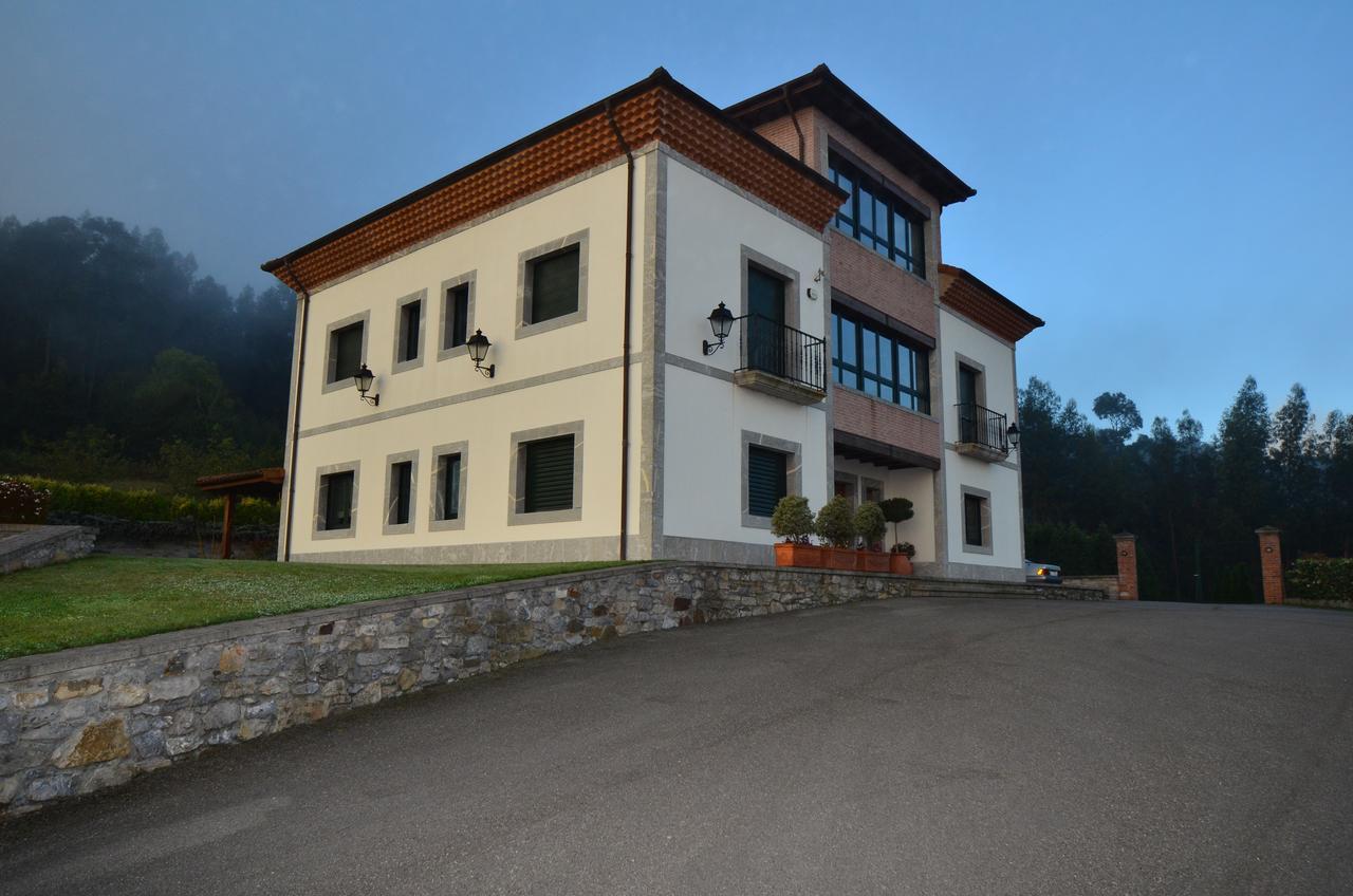 Hotel Reina Adosinda Pravia Exterior foto